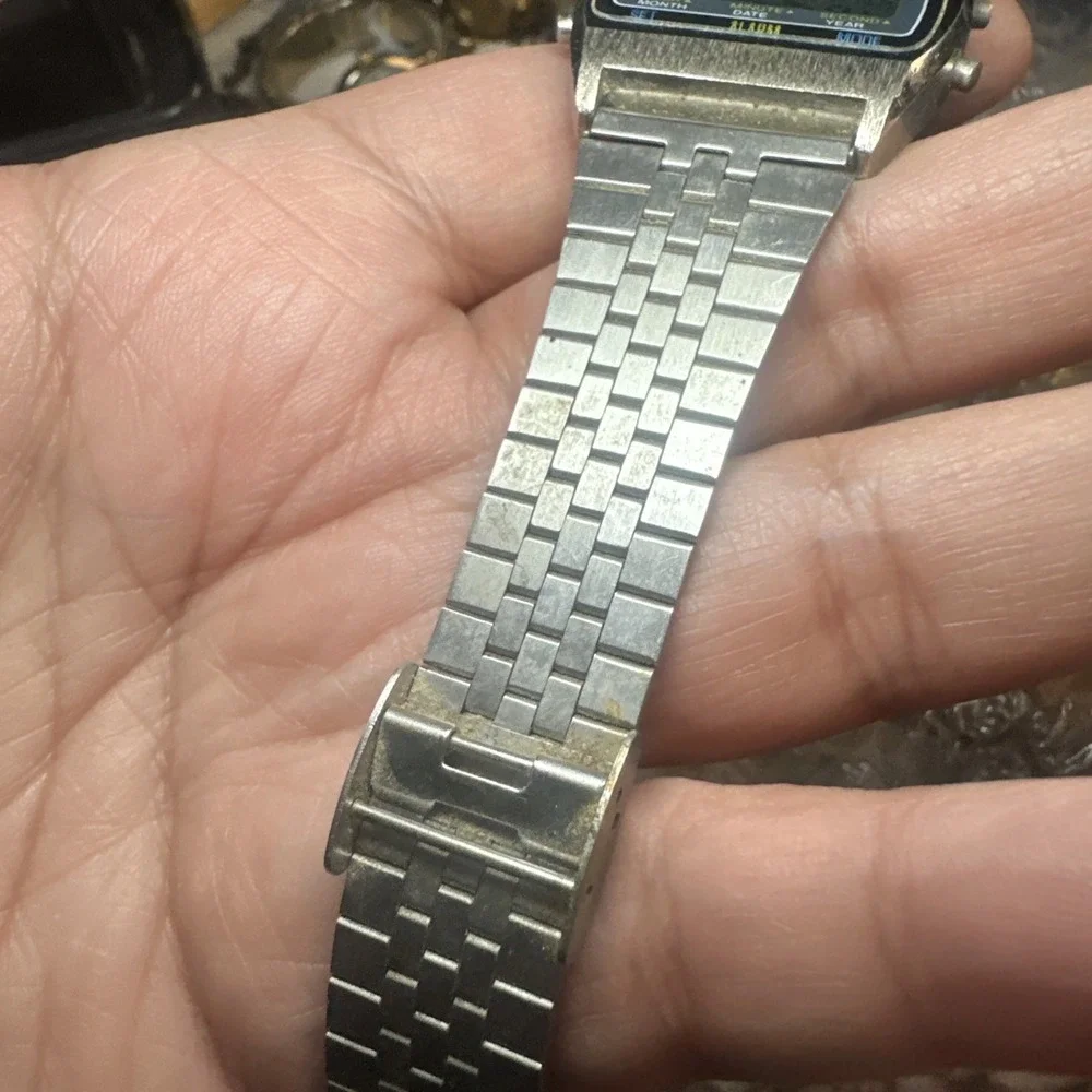 Vintage Armitron LCD Mens Watch New Battery Working But Missing Segments 34mm 7